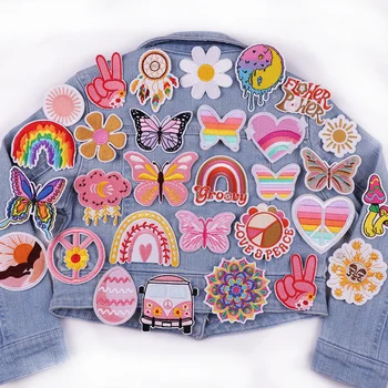 Cartoon Ružová Série Patch Výšivky Patch DIY Motýľ, Láska Srdce Kvet Patch Žehlička Na Škvrny Na Oblečení Rainbow Nálepky